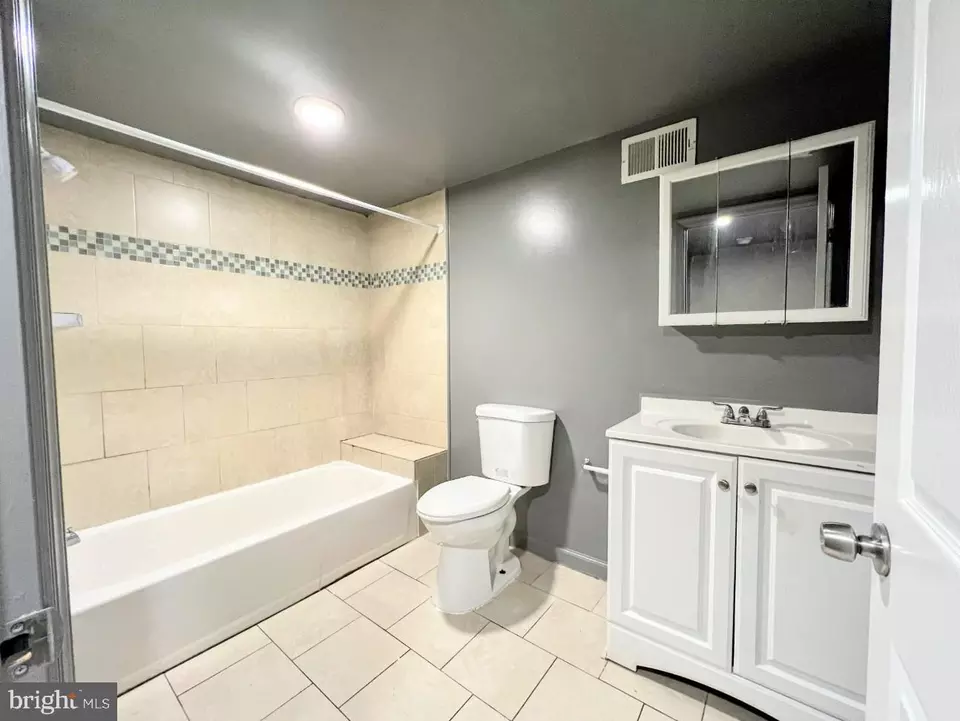 Bath - 528 S 55th St, Philadelphia, PA 19143 photo 3 of 6