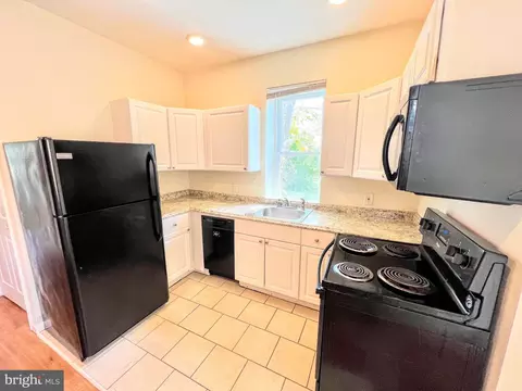 Kitchen - 528 S 55th St, Philadelphia, PA 19143 photo 1 of 3