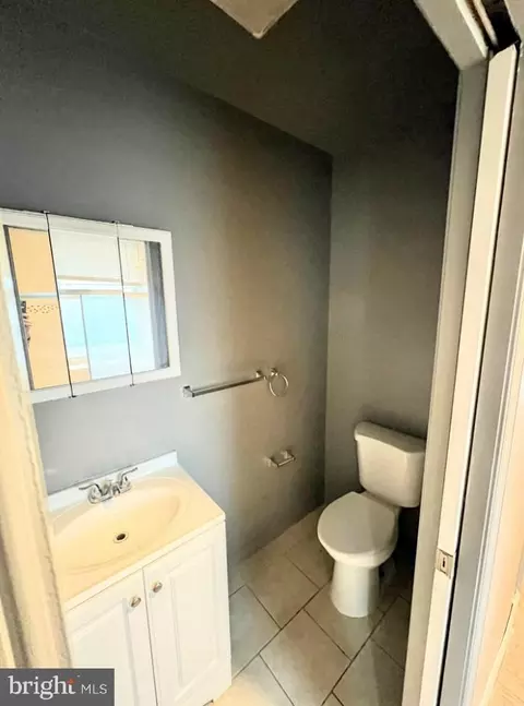 Bath - 528 S 55th St, Philadelphia, PA 19143 photo 1 of 6