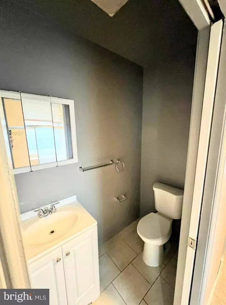 Bath - 528 S 55th St, Philadelphia, PA 19143 photo 1 of 6