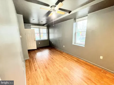 Living - 528 S 55th St, Philadelphia, PA 19143 photo 1 of 3