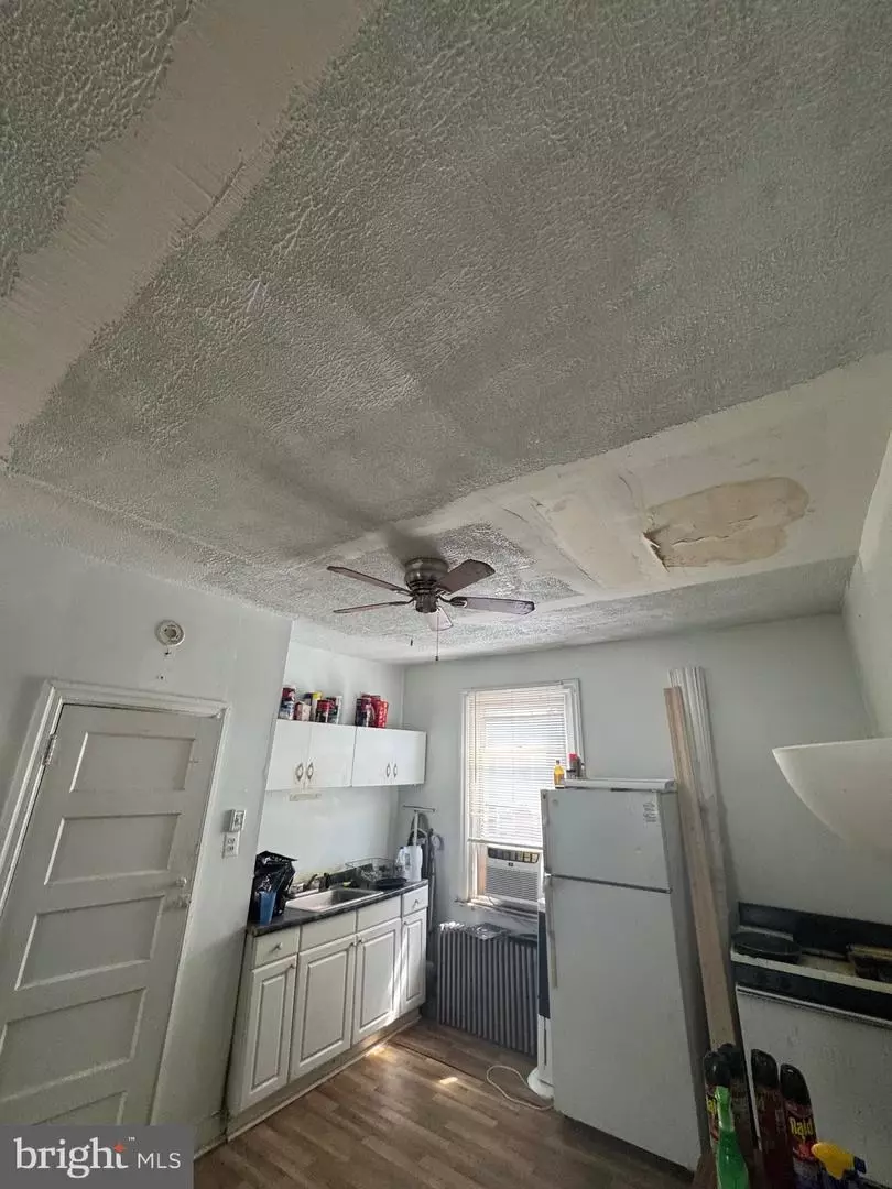 Entry Way - 701 W Wingohocking St, Philadelphia, PA 19140 photo 5 of 5