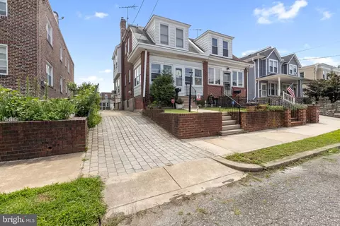 7527 Bingham St, Philadelphia, PA 19111
