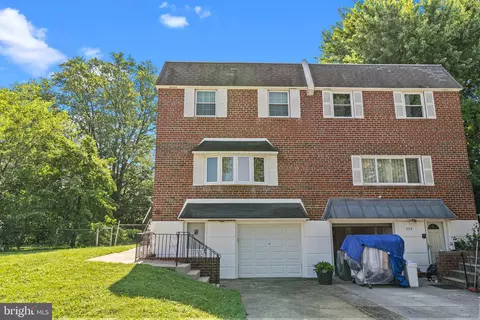 411 Audubon Plz, Philadelphia, PA 19116