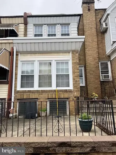 3134 Stirling St, Philadelphia, PA 19149