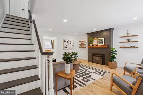 7945 Limekiln Pike, Philadelphia, PA 19150