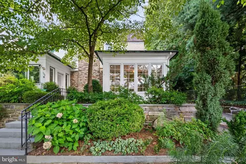 3310 W Penn St, Philadelphia, PA 19129