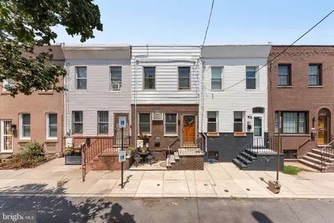 813 Greenwich St, Philadelphia, PA 19147