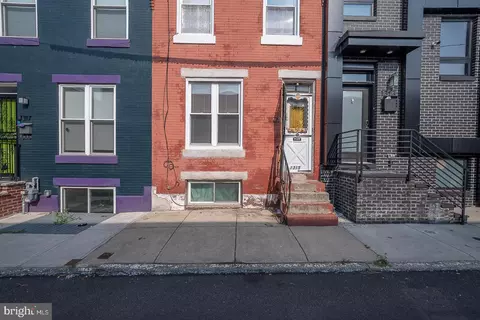 1315 N Myrtlewood St, Philadelphia, PA 19121