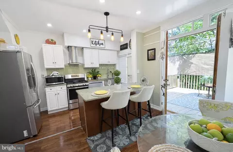 60 E Durham, Philadelphia, PA 19119