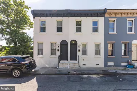 2318 N Myrtlewood St, Philadelphia, PA 19132