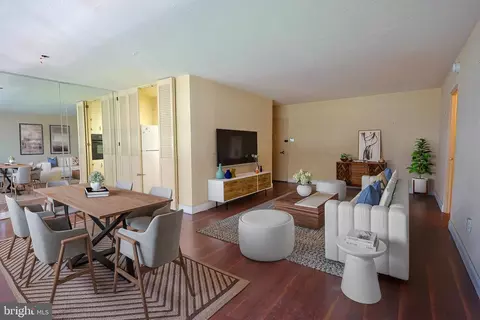 1900 John F Kennedy Blvd #719, Philadelphia, PA 19103