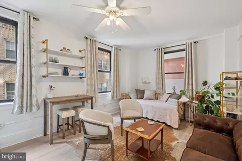 1324 Locust St #326, Philadelphia, PA 19107