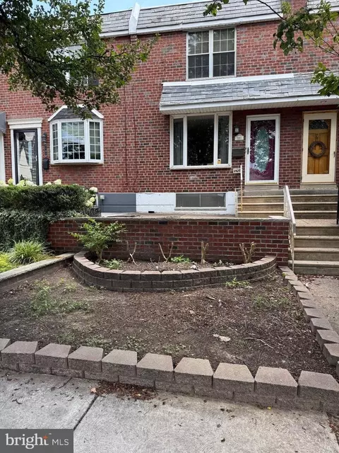 3183 S 20th St, Philadelphia, PA 19145