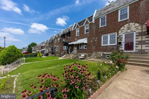 1627 Benner St, Philadelphia, PA 19149