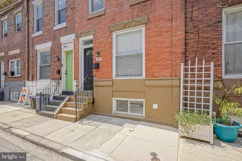 2010 S Croskey St, Philadelphia, PA 19145
