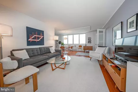 1901 John F Kennedy Blvd #2901, Philadelphia, PA 19103