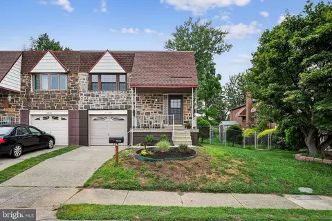 15120 Ina Dr, Philadelphia, PA 19116
