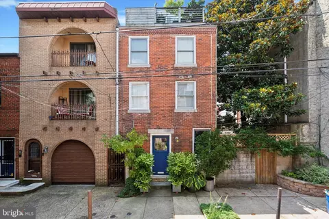 926 Kimball St, Philadelphia, PA 19147