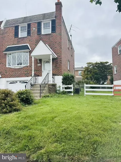 4374 Deerpath Ln, Philadelphia, PA 19154