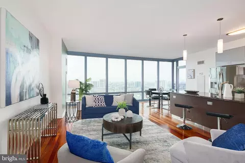 2101 Market St #1901, Philadelphia, PA 19103