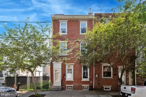 2005 Sepviva St, Philadelphia, PA 19125