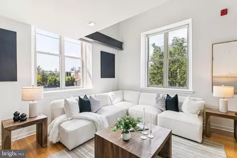 200 Christian St #32, Philadelphia, PA 19147