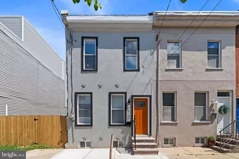 1717 Latona St, Philadelphia, PA 19146