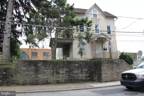 1542 Haines St, Philadelphia, PA 19126