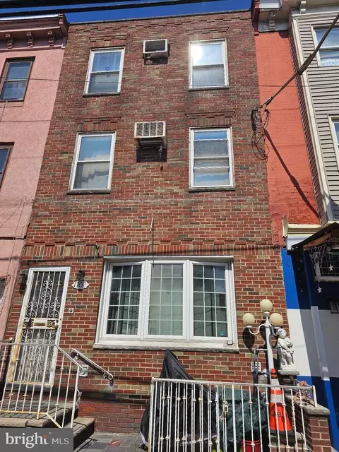 1702 S 6th St, Philadelphia, PA 19148