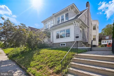 935 E Rittenhouse St, Philadelphia, PA 19138