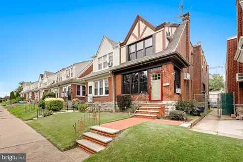1325 Saint Vincent St, Philadelphia, PA 19111
