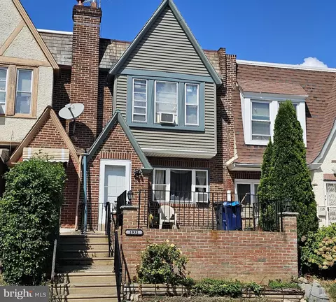 1931 Elston St, Philadelphia, PA 19138