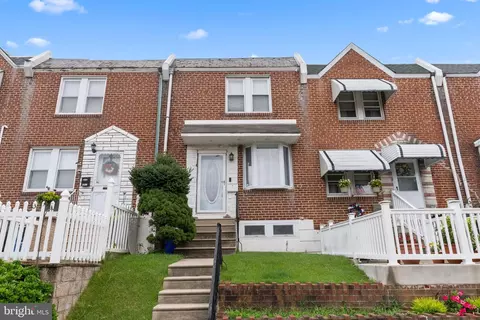 5909 Crystal St, Philadelphia, PA 19120