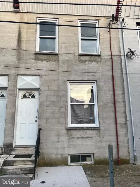 2765 Helen St, Philadelphia, PA 19134