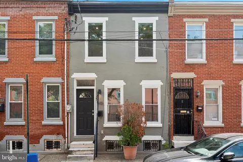1415 S Mole St, Philadelphia, PA 19146
