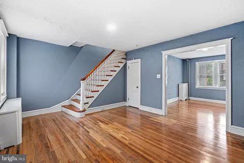 5725 Crittenden St, Philadelphia, PA 19138