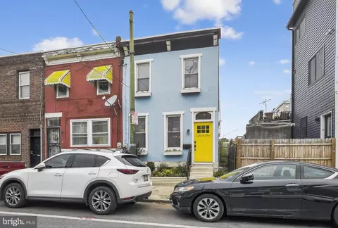 1709 Tasker St, Philadelphia, PA 19145