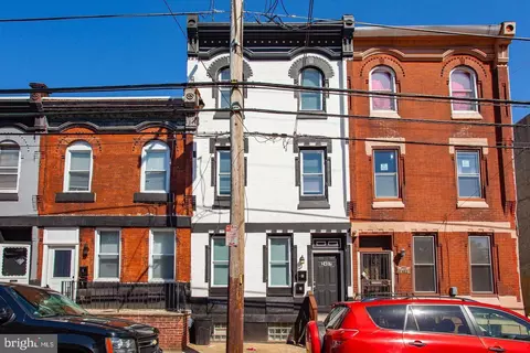 2407 N 17th St, Philadelphia, PA 19132