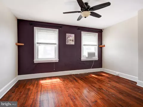 2367 E Cumberland St, Philadelphia, PA 19125