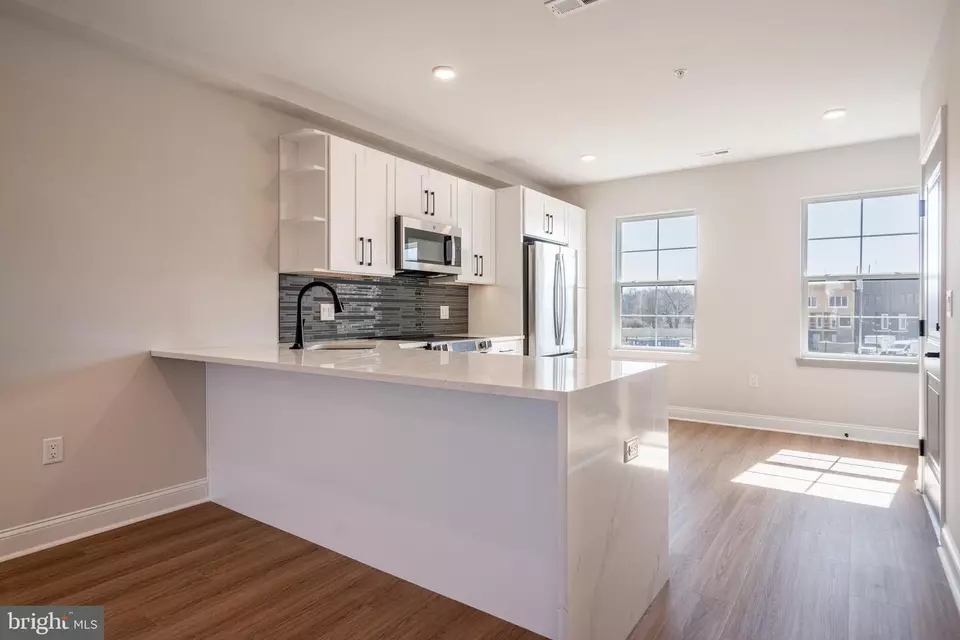 Kitchen - 2711 Maya Ln #A62, Philadelphia, PA 19131 photo 2 of 2
