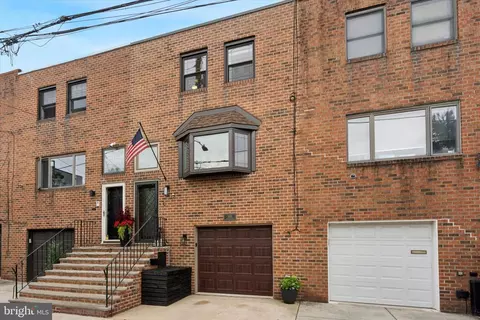 1118 Moore St, Philadelphia, PA 19148