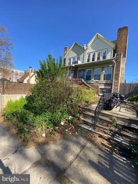 5849 Walnut St, Philadelphia, PA 19139