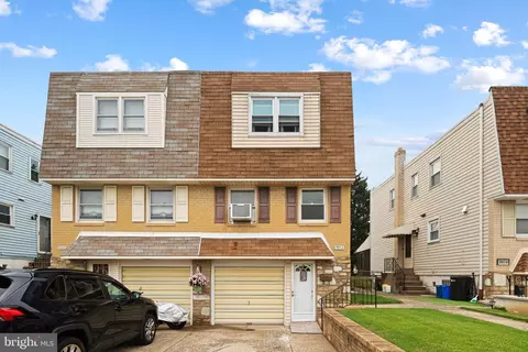 9972 Bridle Rd, Philadelphia, PA 19115