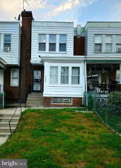 4228 Rhawn St, Philadelphia, PA 19136