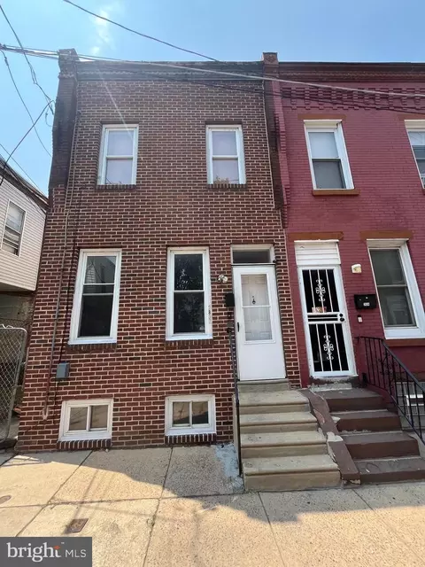 2832 N Watts St, Philadelphia, PA 19132