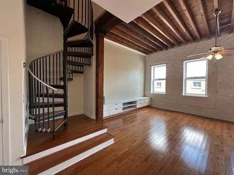 141 N 45 N 2nd St #3C, Philadelphia, PA 19106