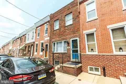 347 Tree St, Philadelphia, PA 19148