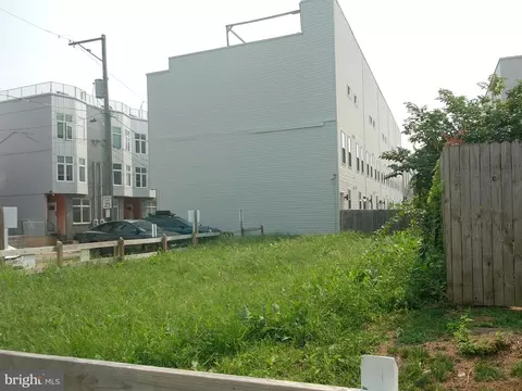 1319 N 18th St, Philadelphia, PA 19121