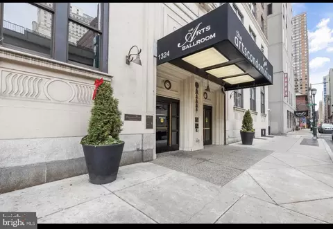 1324 Locust St #308, Philadelphia, PA 19107